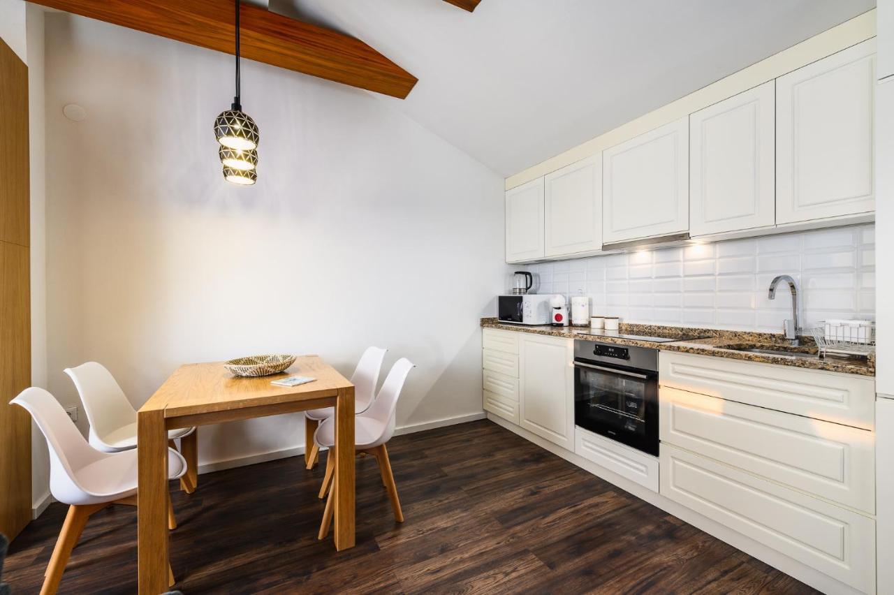 Sunset Suite Premium โปเรช ภายนอก รูปภาพ