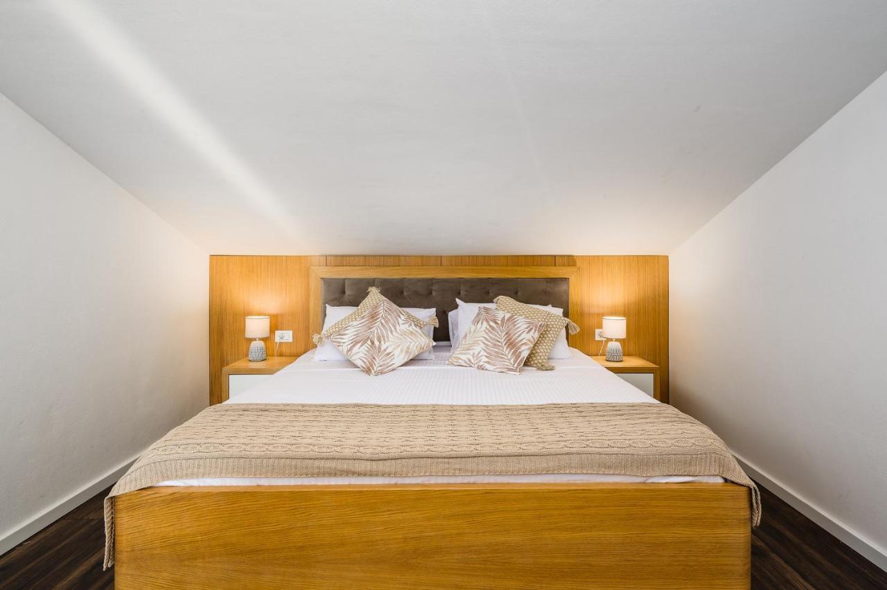 Sunset Suite Premium โปเรช ภายนอก รูปภาพ